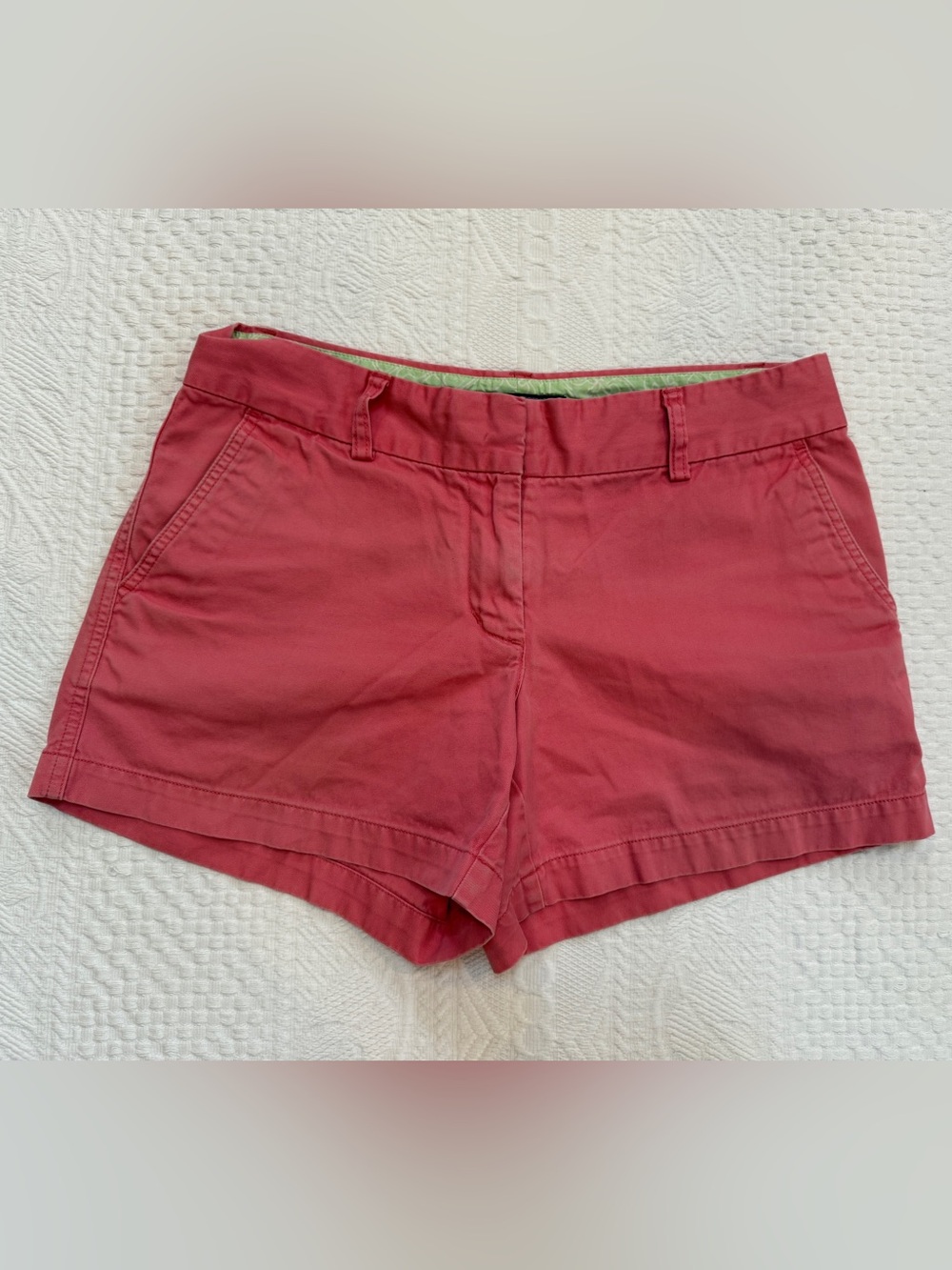 Vineyard Vines Pink Chino Shorts Women’s Size 6 Cotton Twill Button Pockets